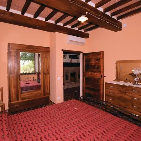 2 Bedroom Awesome In Ar 哥尔顿