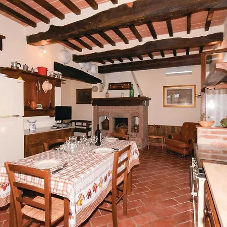 2 Bedroom Awesome In Ar 公寓 *